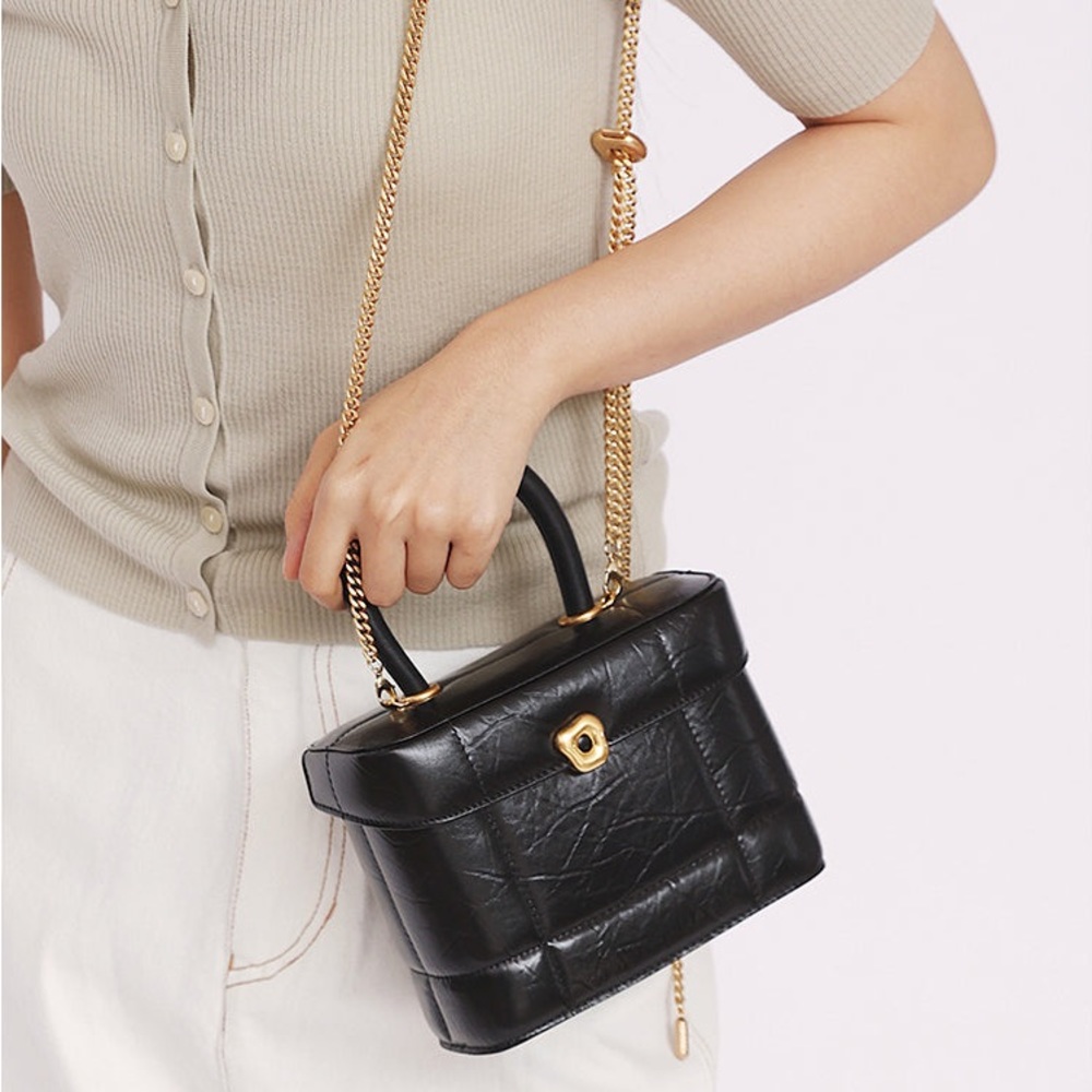 Songmont Medium Nugget Bag